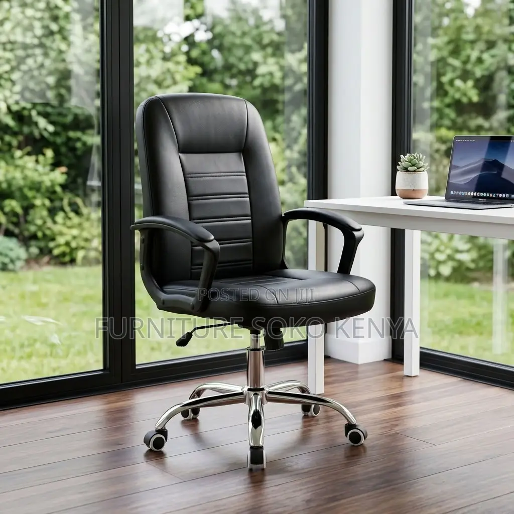 Office Chair : Black Leather Executive Swivel Office Chair