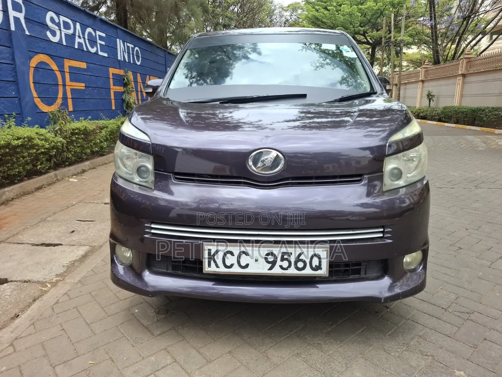 Toyota Voxy X 2WD 8-Seater 2008 Blue