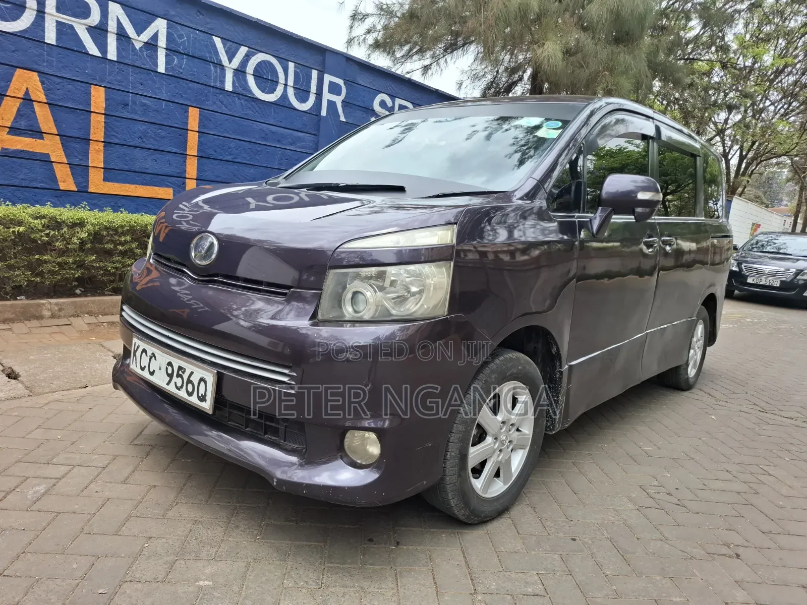 Toyota Voxy X 2WD 8-Seater 2008 Blue