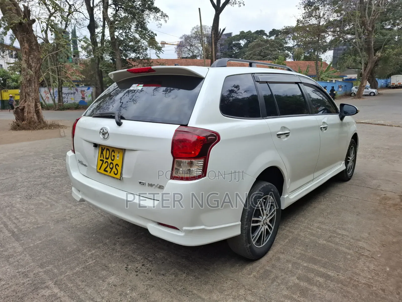 Toyota Corolla Fielder 1.5 Petrol FWD 2015 White