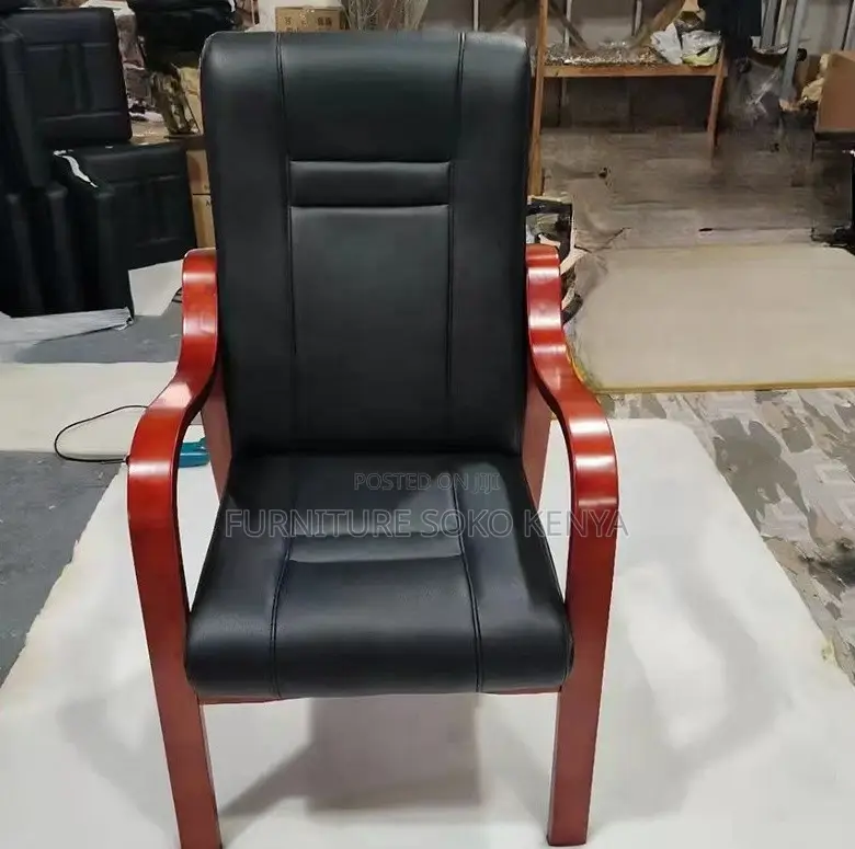 Office Chair : Executive Visitor / Boardroom Chair