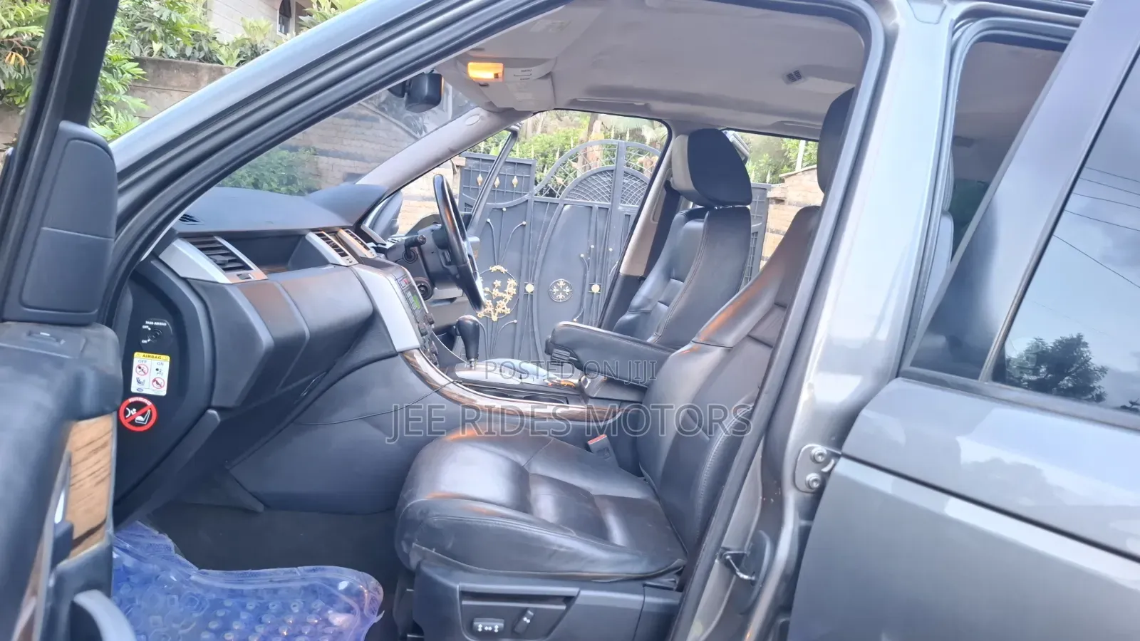 Land Rover Range Rover Sport 2010 Gray