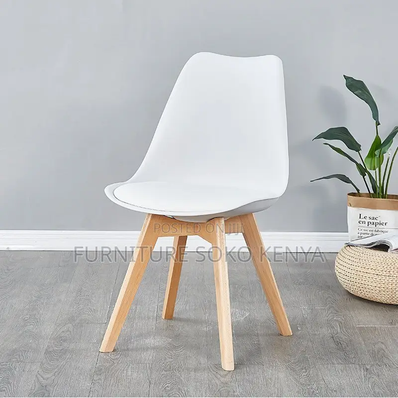 Office Chair : Mid-Century Modern Eames-Style Office Chair