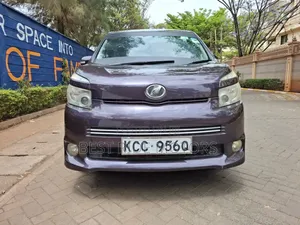 Toyota Voxy 2009 Purple