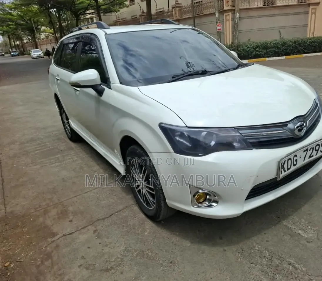 Toyota Corolla Fielder 2015 White