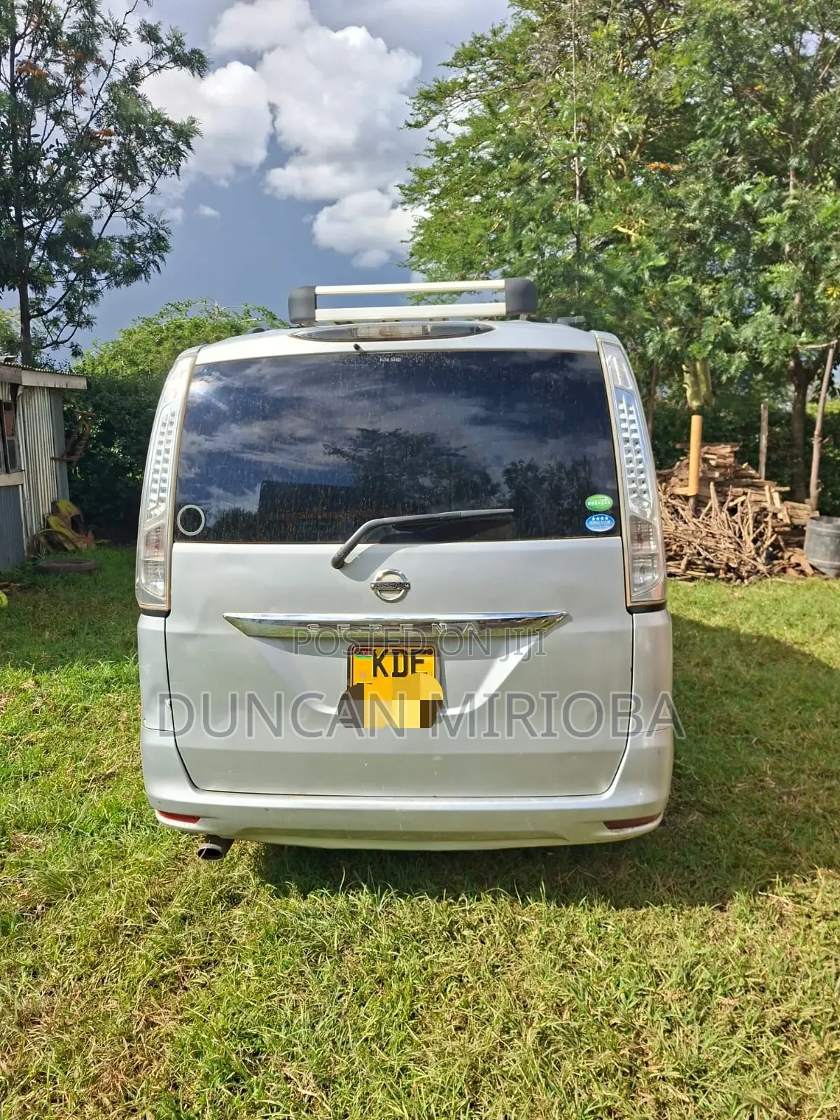 Nissan Serena 2014 Silver