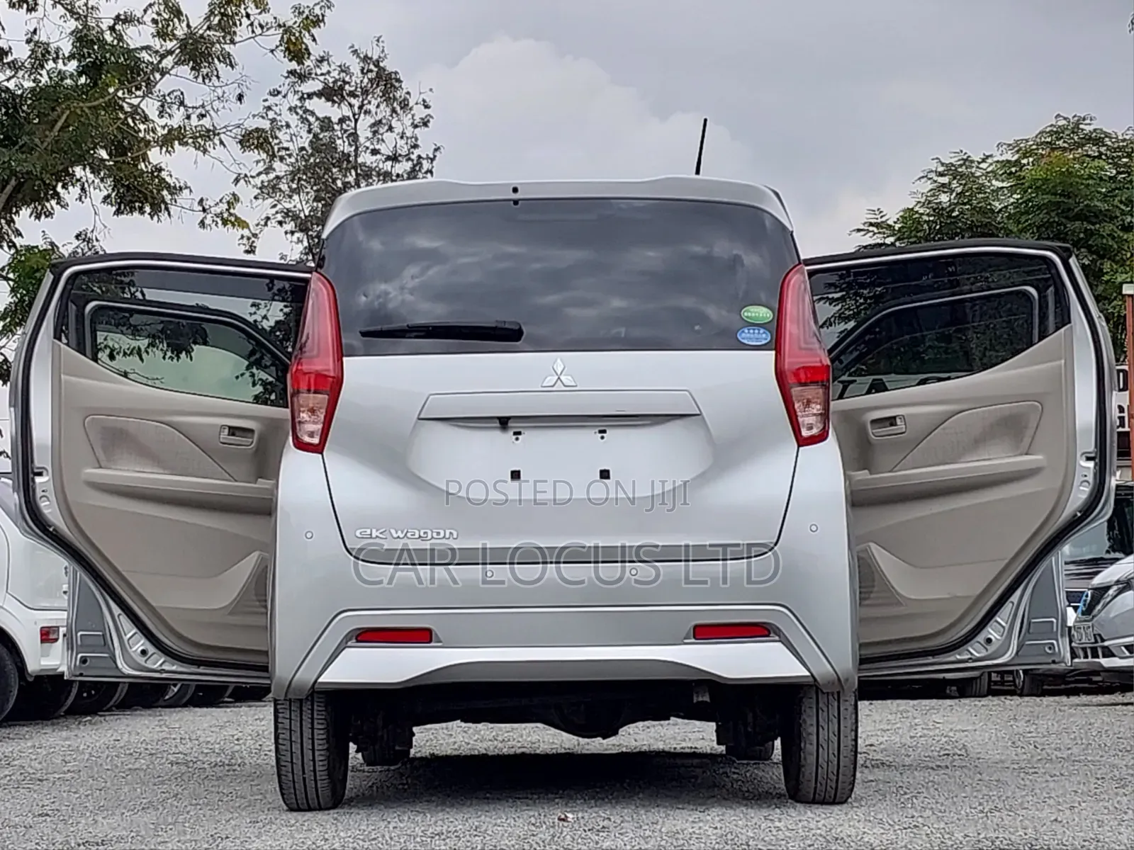 Mitsubishi EK Wagon 660 FWD 2019 Silver