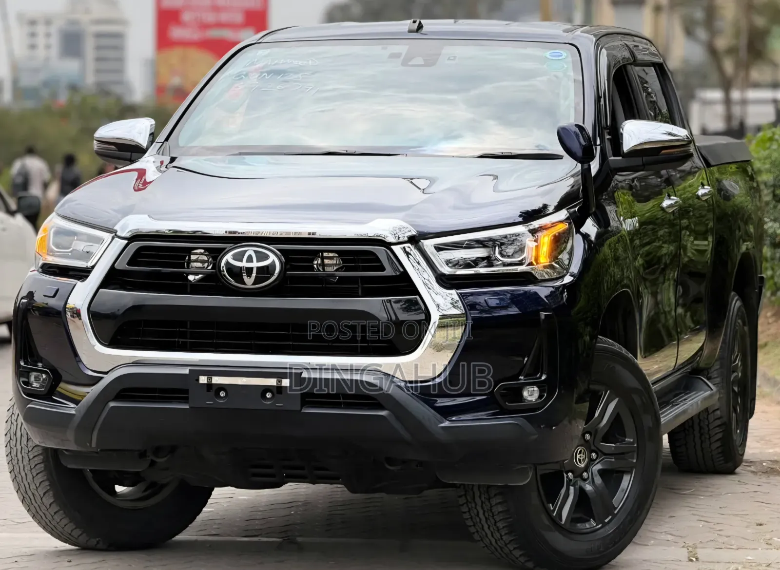 Toyota Hilux 2021 Blue