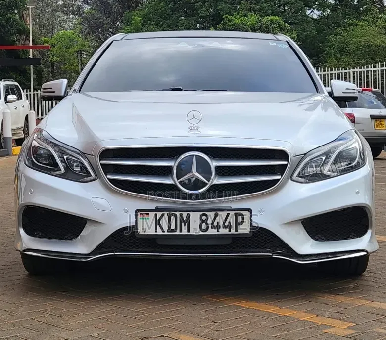 Mercedes-Benz E250 2016 Silver
