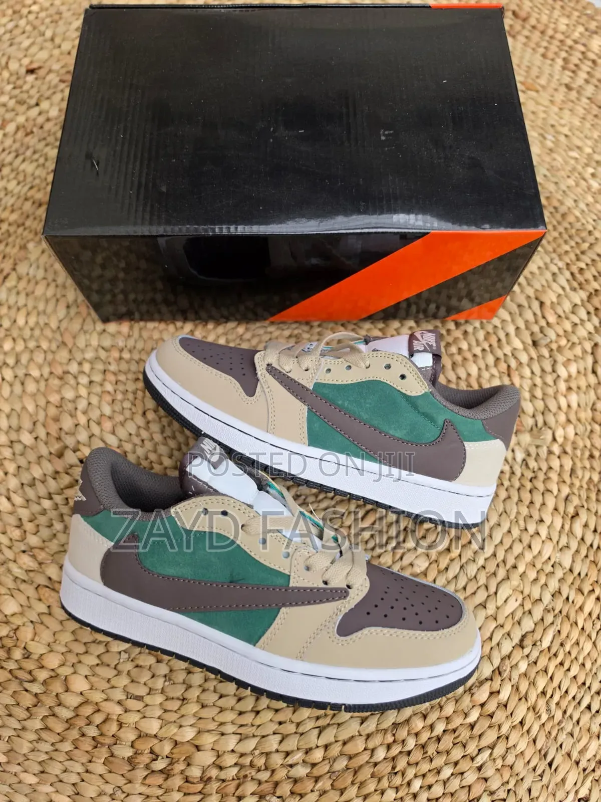 Air Jordan 1 Low Travis Scott Green