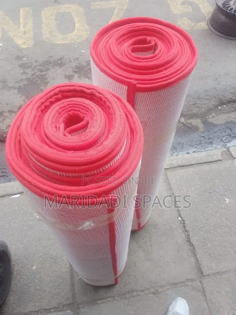 Delta Knitted Walkway Carpets for Events