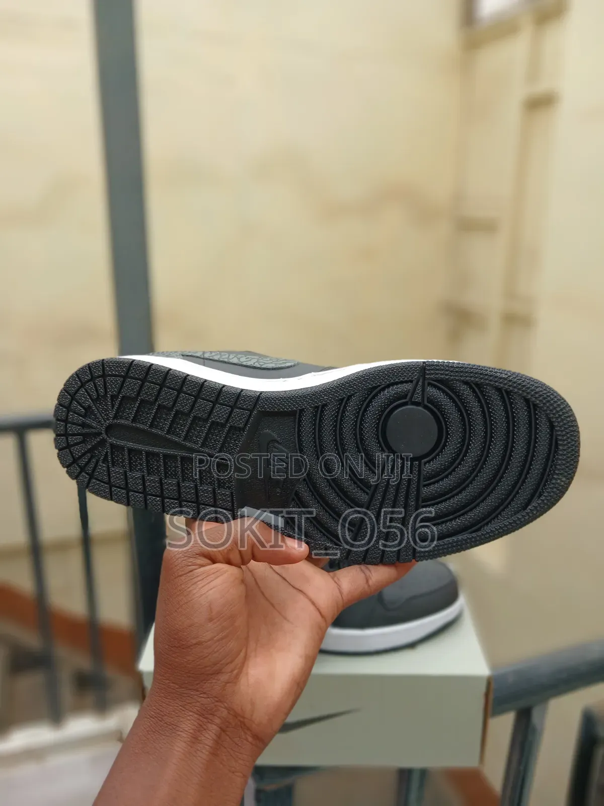Nike Air Jordan 1 Low SE "Black Elephant"