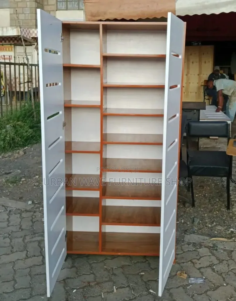 Shoe Stations
