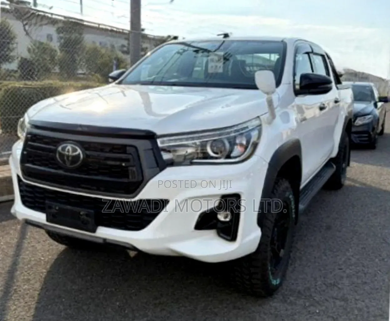 Toyota Hilux 2019 White