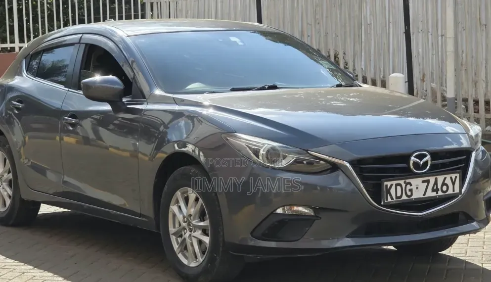 Mazda Axela SV Premium 2014 Gray