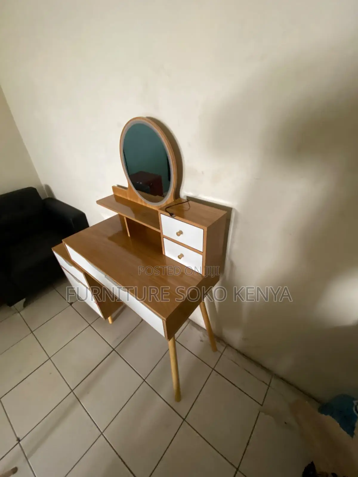 Dressing Table; Premium Vanity Dressing Table With Mirror for Bedroom