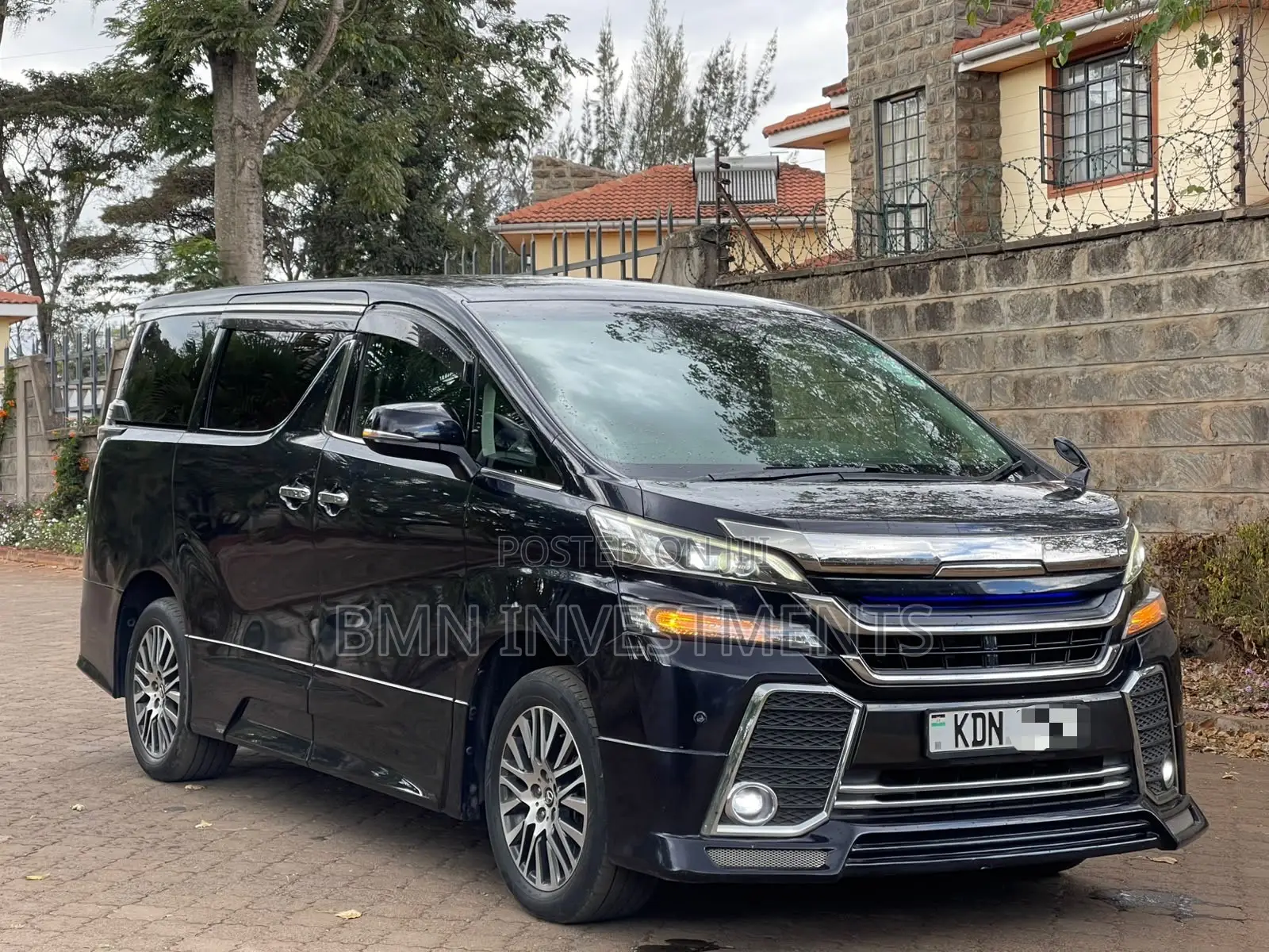 Toyota Vellfire 2016 Black