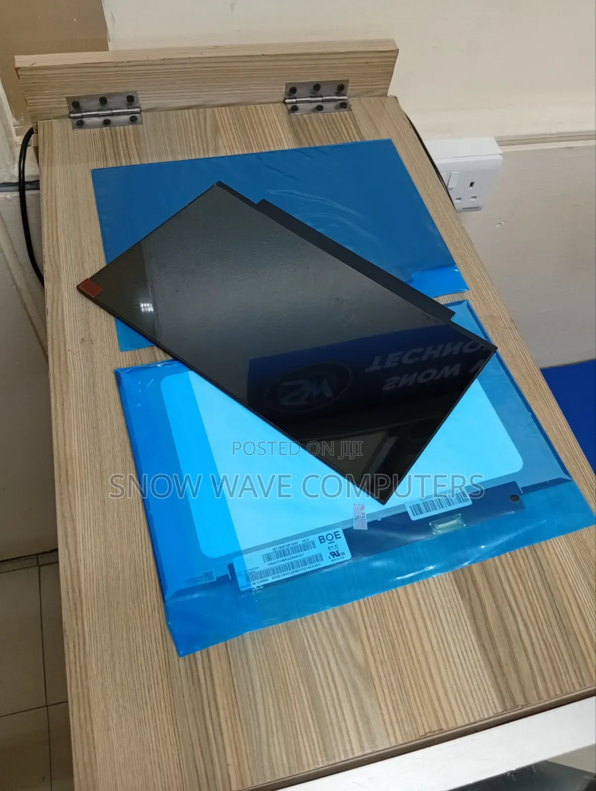 14.0 Slim 30 Pin Short Full HD Screen