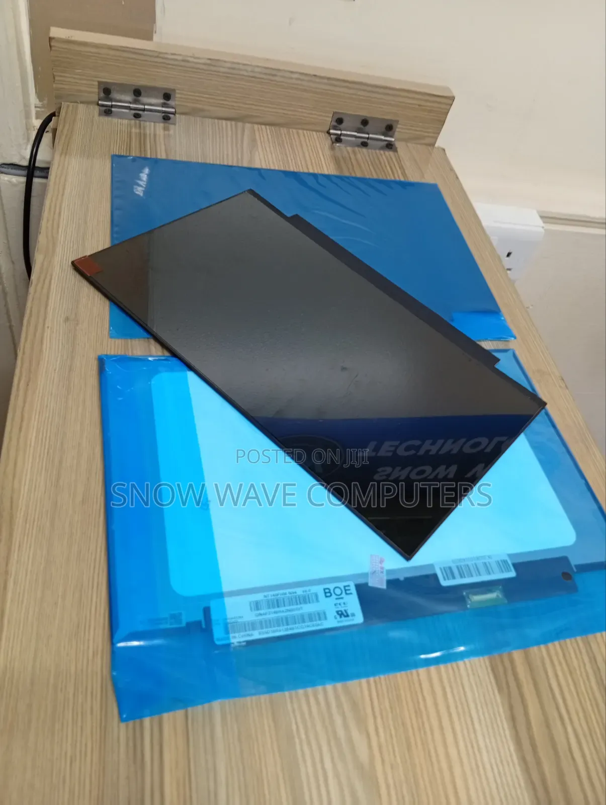 14.0 Slim 30 Pin Short Full HD Screen