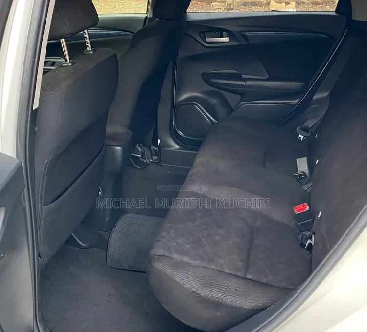Honda Fit Shuttle 2019 White