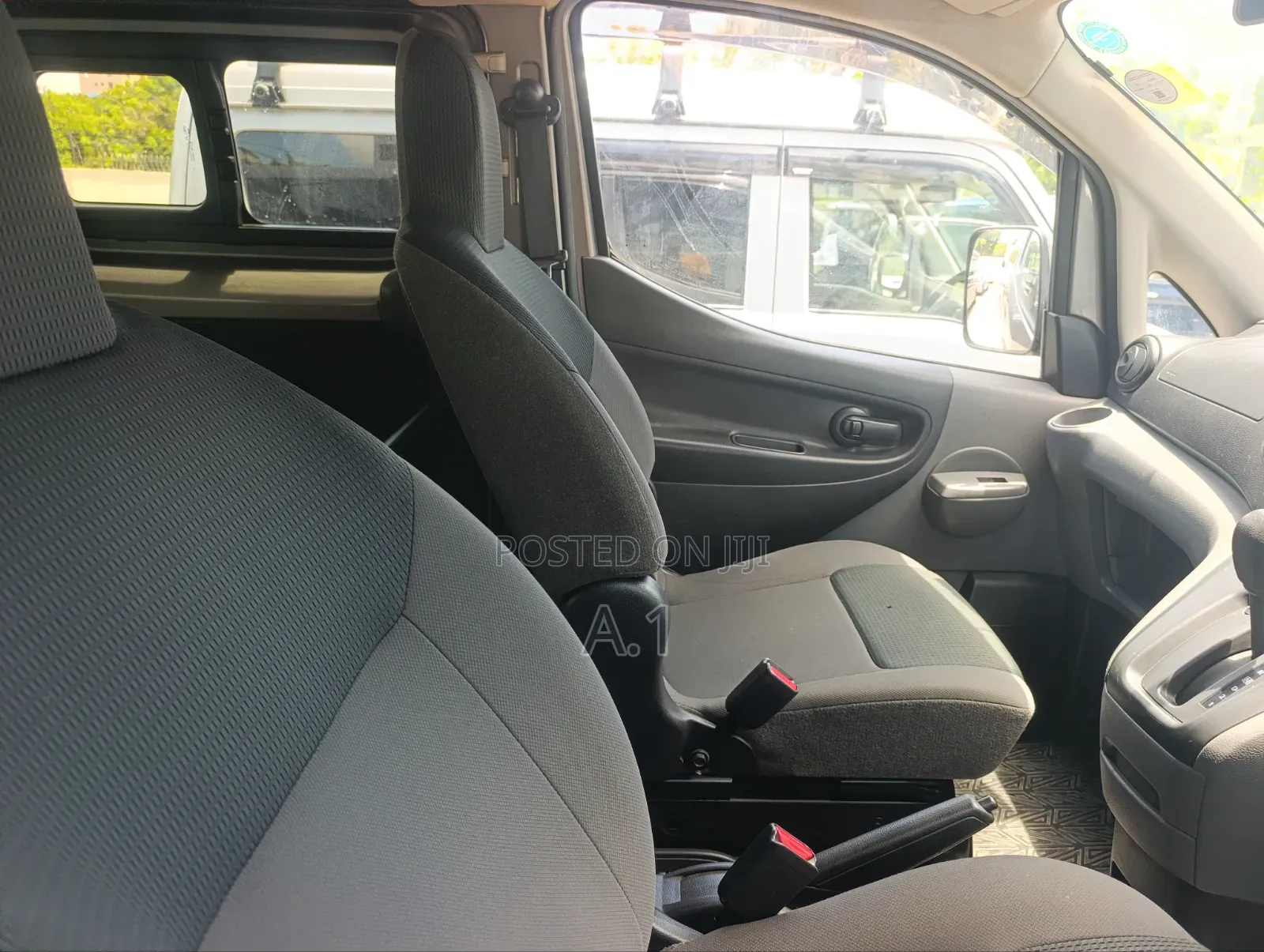 Nissan NV200 2020 Grey