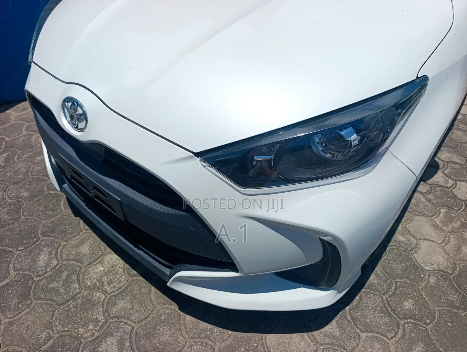 Toyota Yaris 2020 Pearl