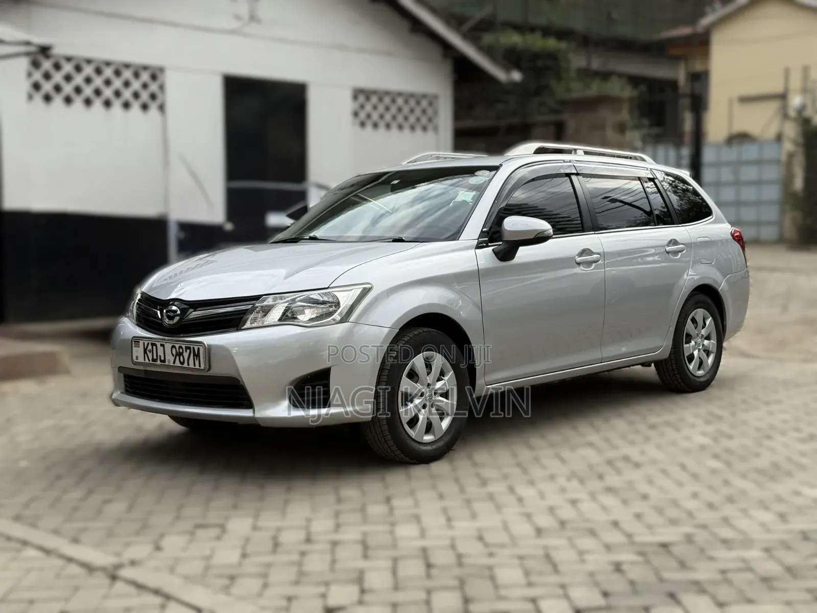 Toyota Corolla Fielder 2015 Silver