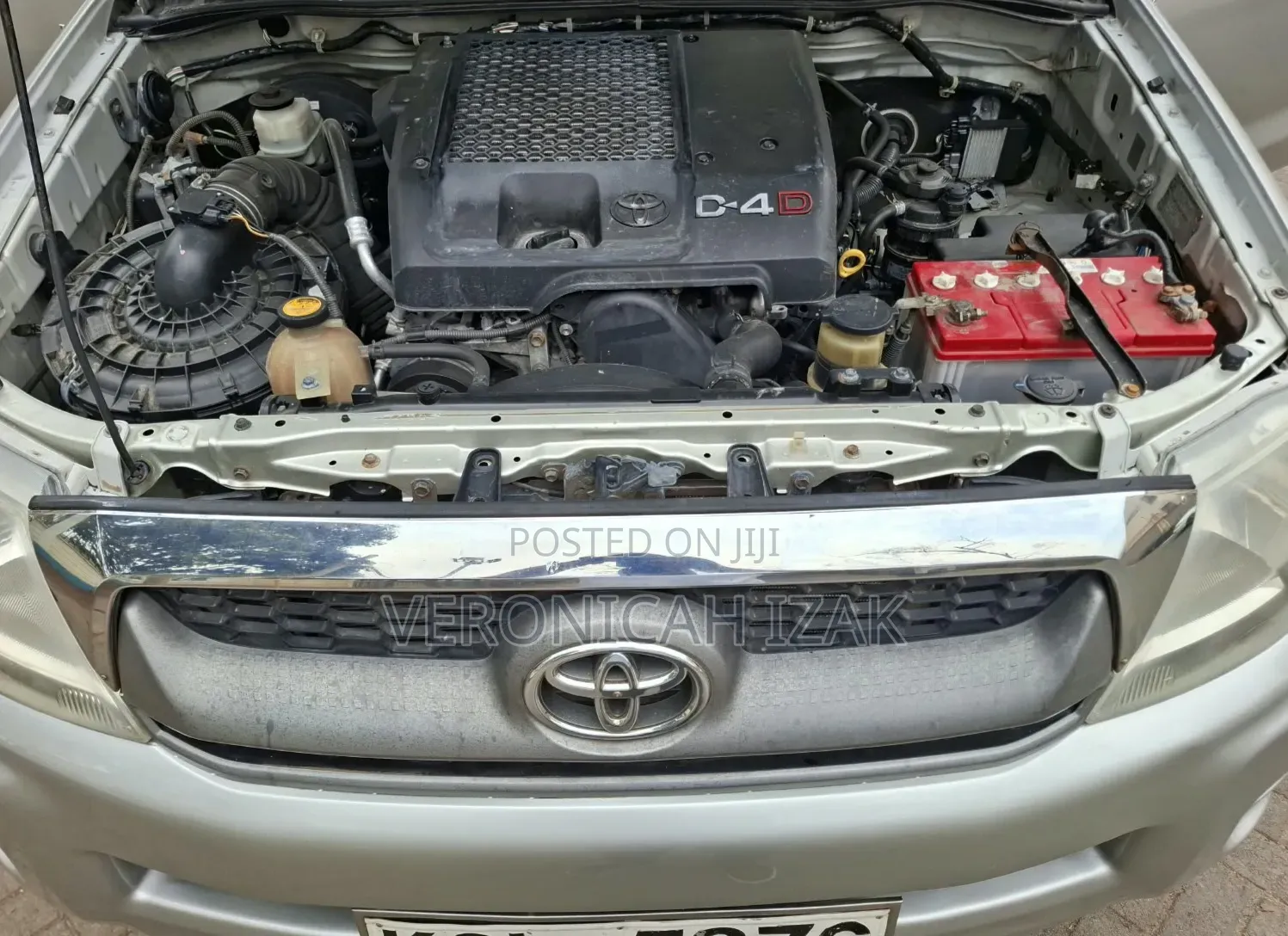 Toyota Hilux 2010 Silver