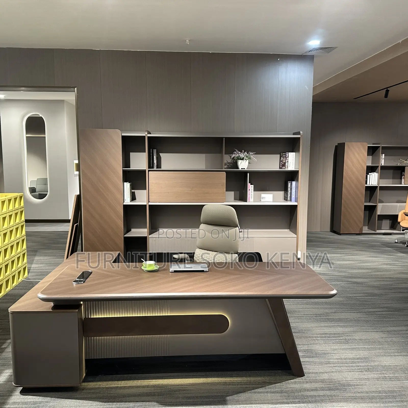 Office Desk : 180cm L-Shaped Executive Office Desk