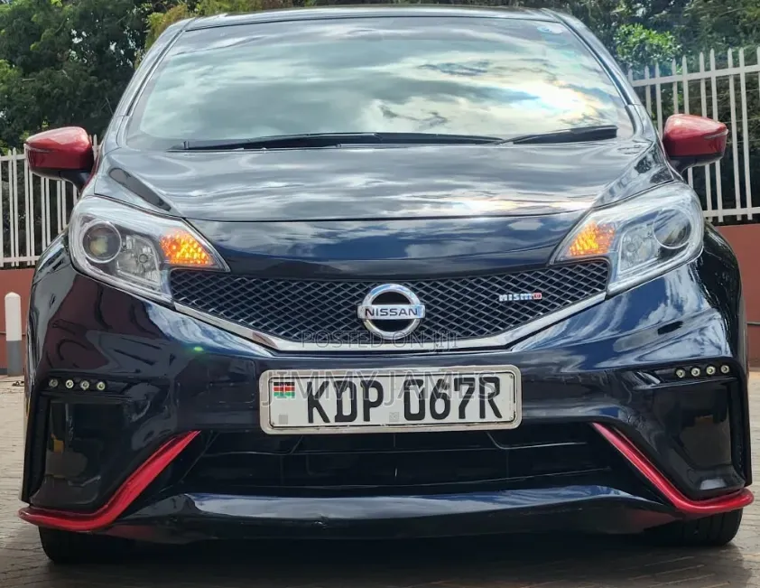Nissan Note 2016 Black