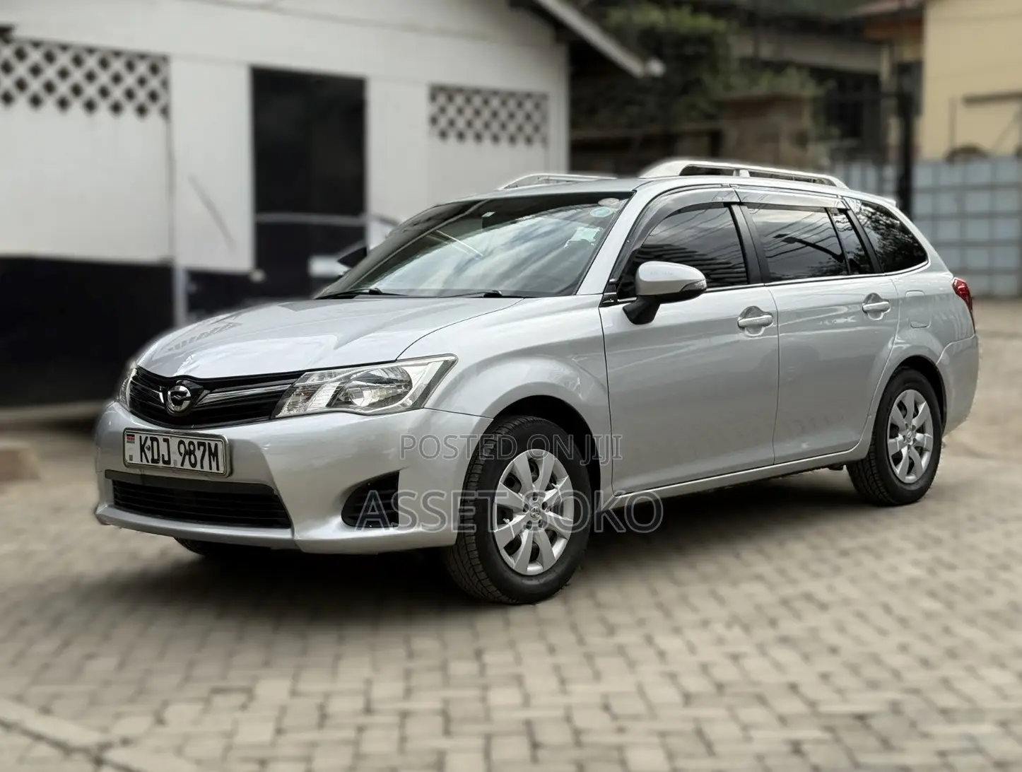 Toyota Corolla Fielder 2015 Silver