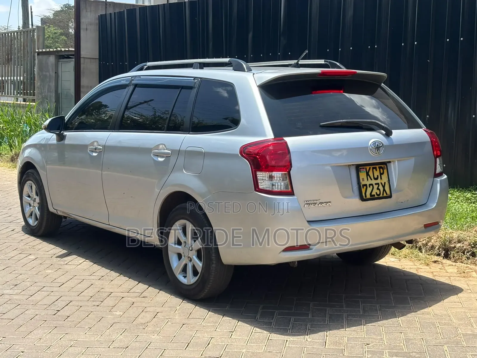 Toyota Corolla Fielder 1.5 Petrol FWD 2012