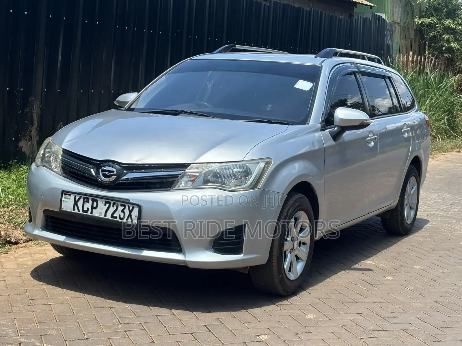 Toyota Corolla Fielder 1.5 Petrol FWD 2012