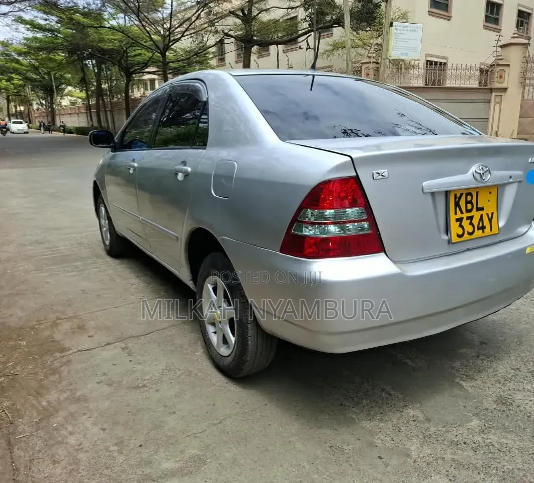 Toyota Corolla 2004 Silver