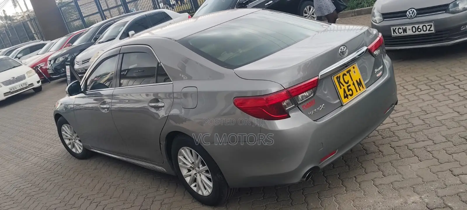 Toyota Mark X 2.5 AWD 2013 Gray