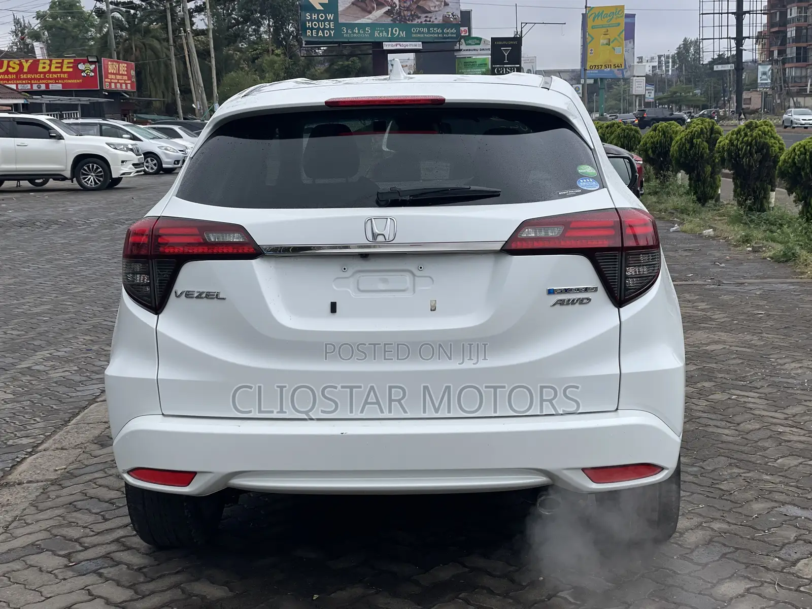 Honda Vezel 1.5 Hybrid 4WD 2019 White