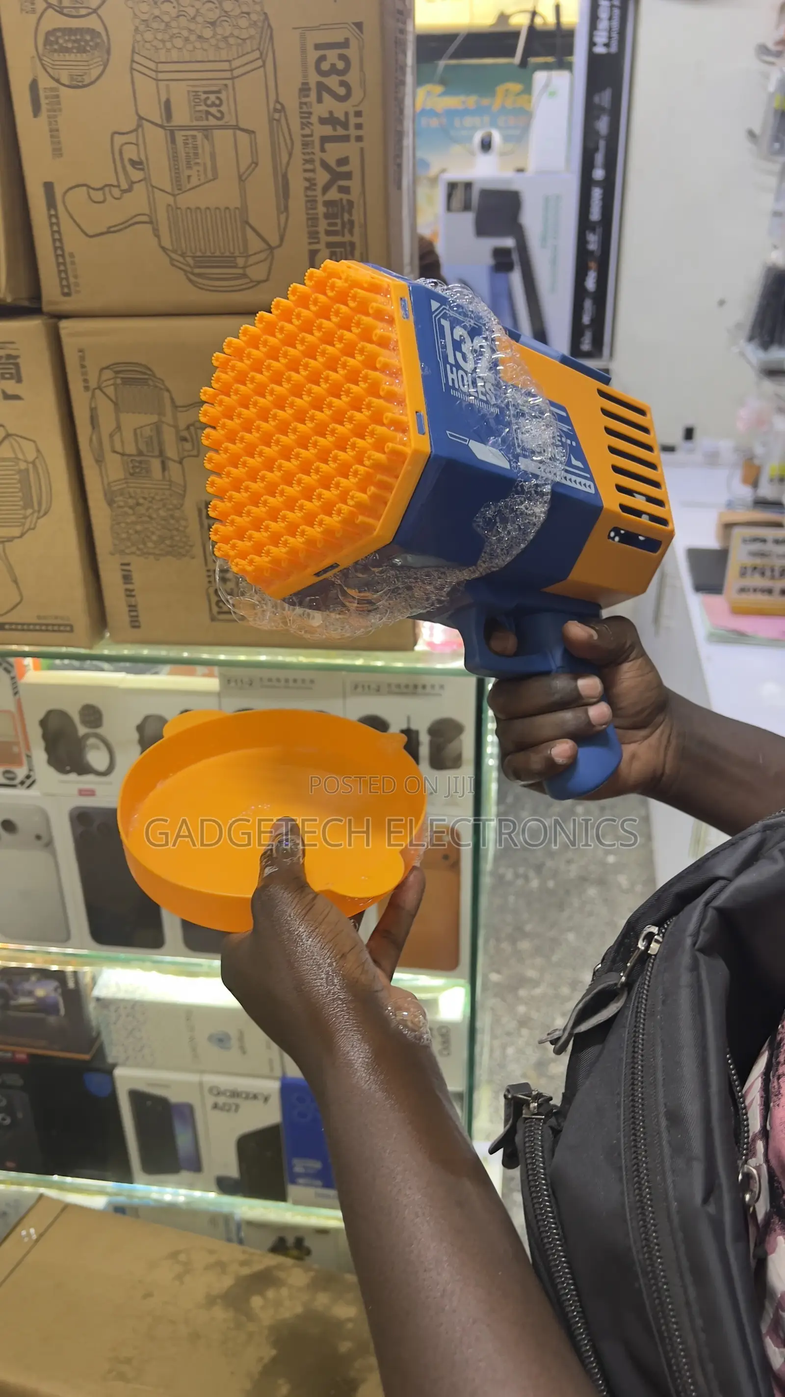 132 Holes Rechargeable Bubbles Machine