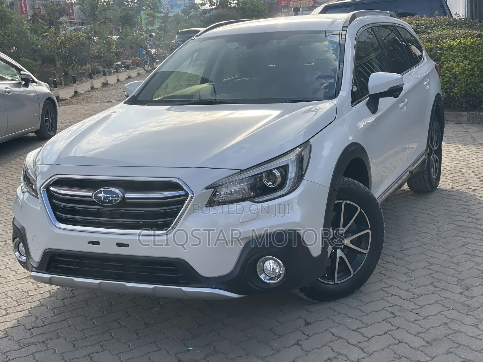 Subaru Outback 2.5i Premium AWD 2019 White