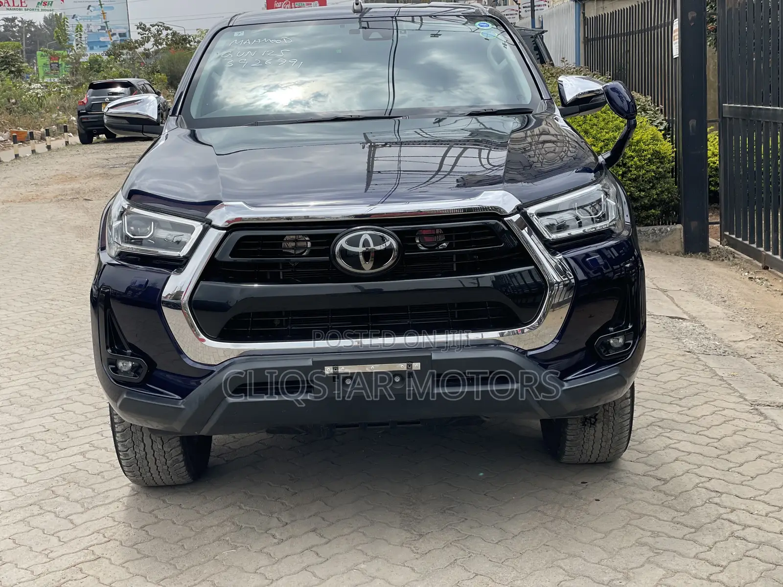 Toyota Hilux Revo Double Cab Deisel 2.4 AWD 2022 Blue