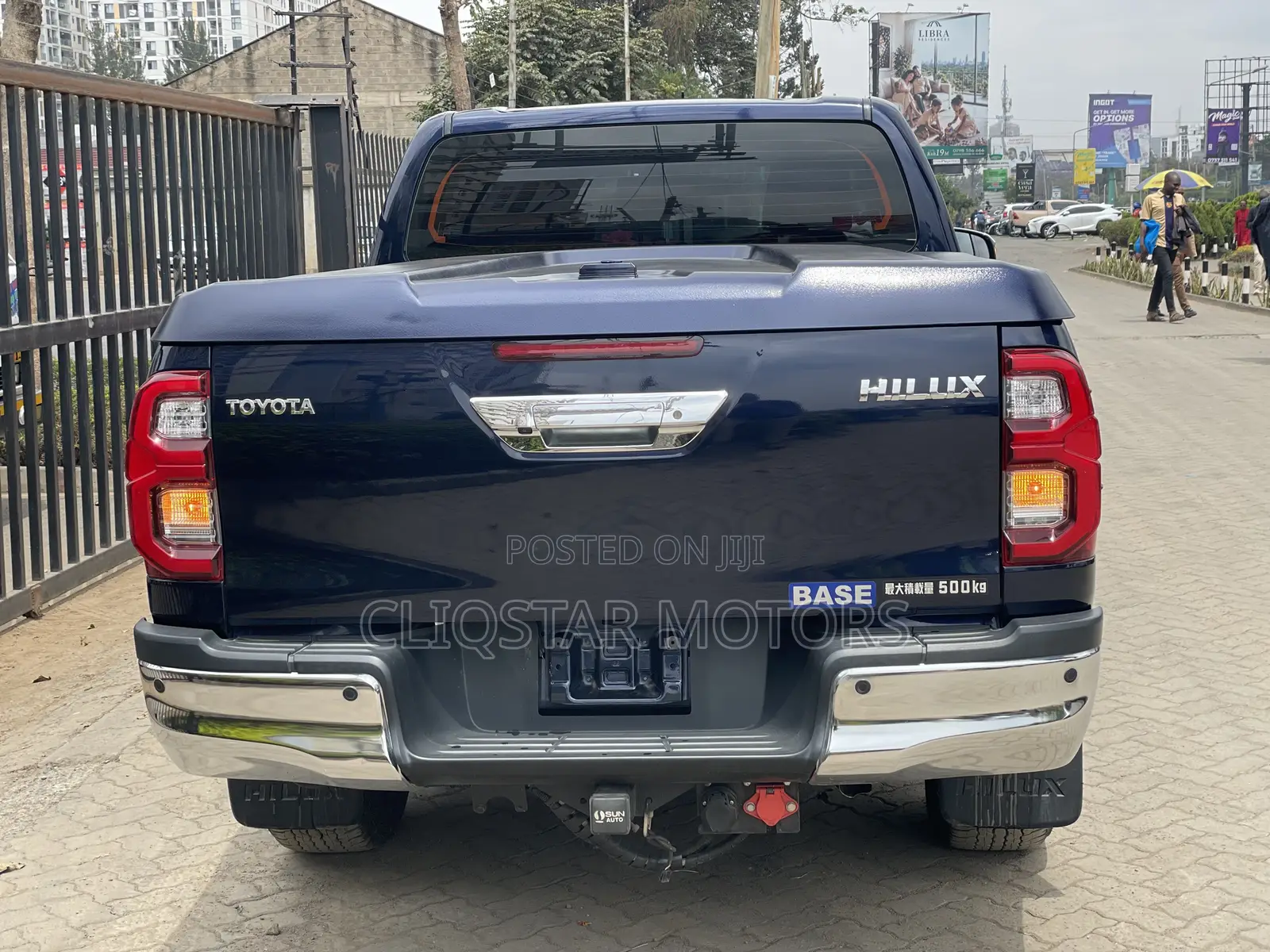 Toyota Hilux Revo Double Cab Deisel 2.4 AWD 2022 Blue