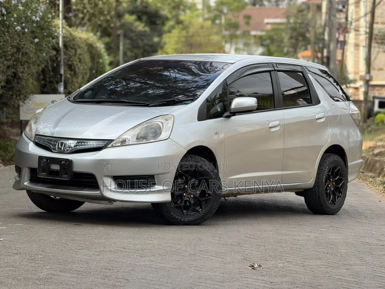Honda Fit Shuttle 2012 Silver