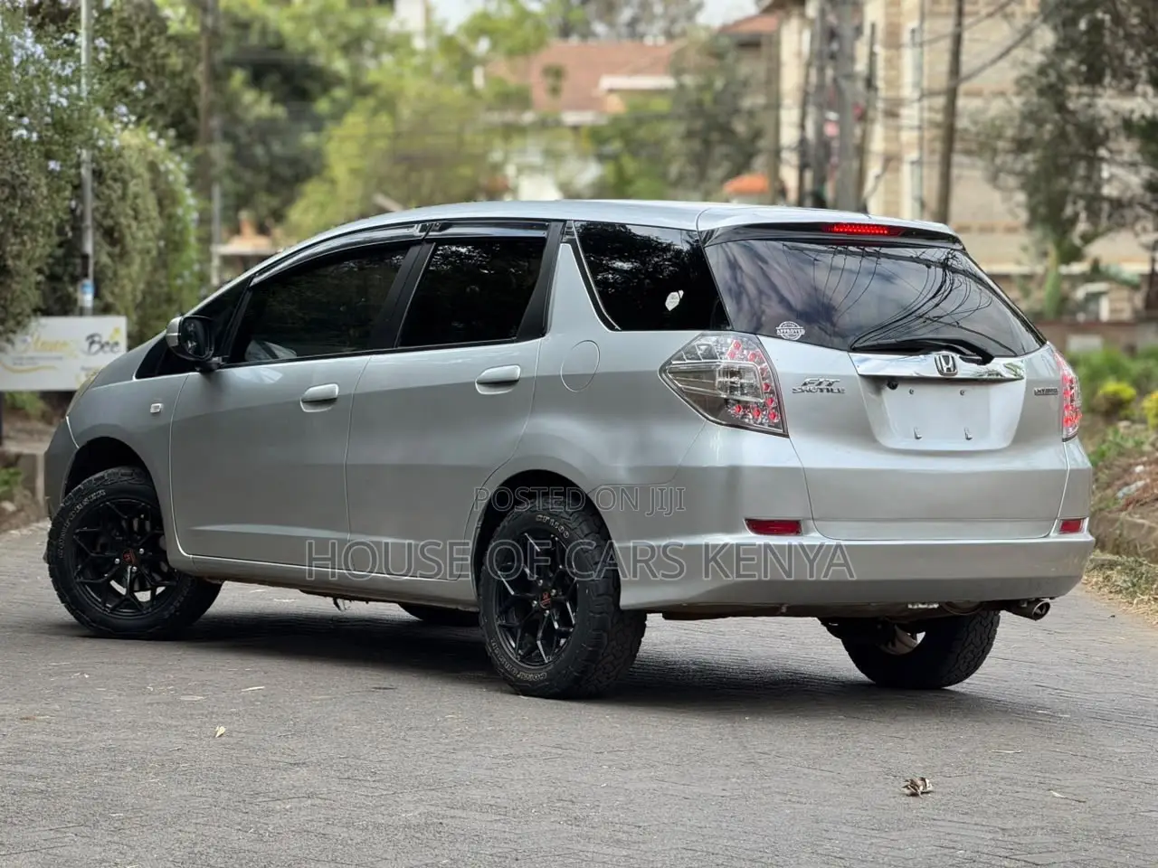 Honda Fit Shuttle 2012 Silver