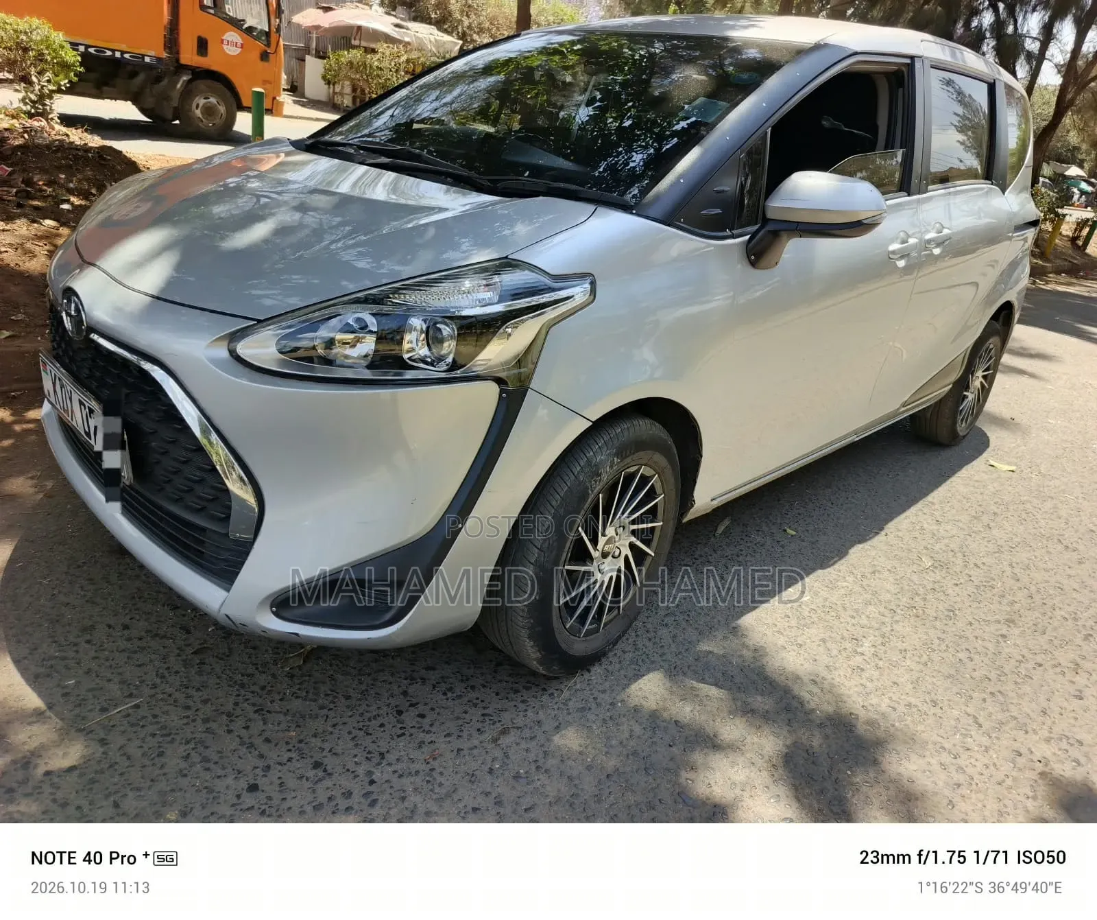 Toyota Sienta 2019 Silver