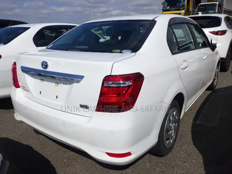 Toyota Axio 1.5 Hybrid G 2WD 2020 White