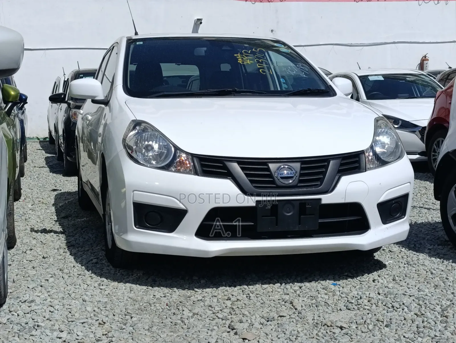 Nissan Advan 2020 White