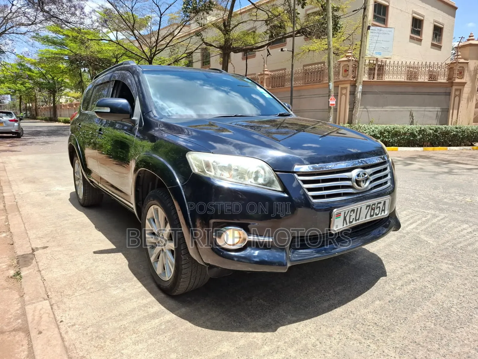 Toyota Vanguard 2012 Black