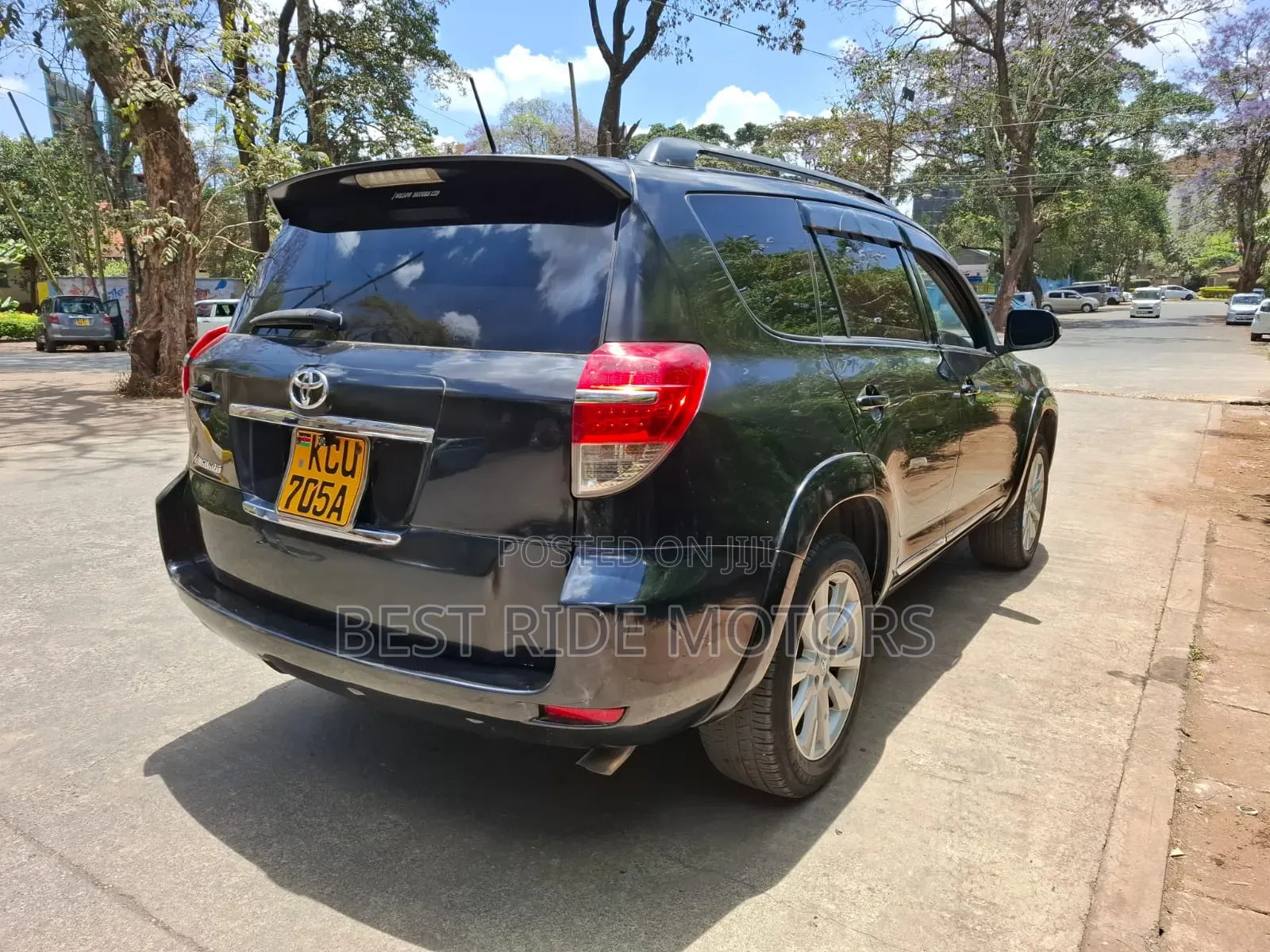Toyota Vanguard 2012 Black