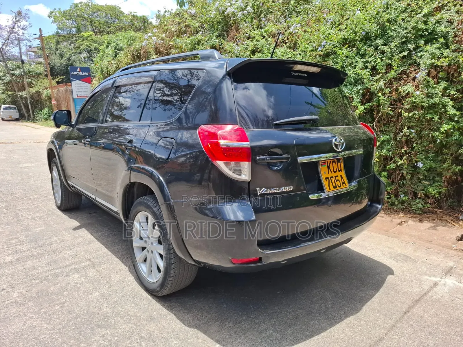 Toyota Vanguard 2012 Black