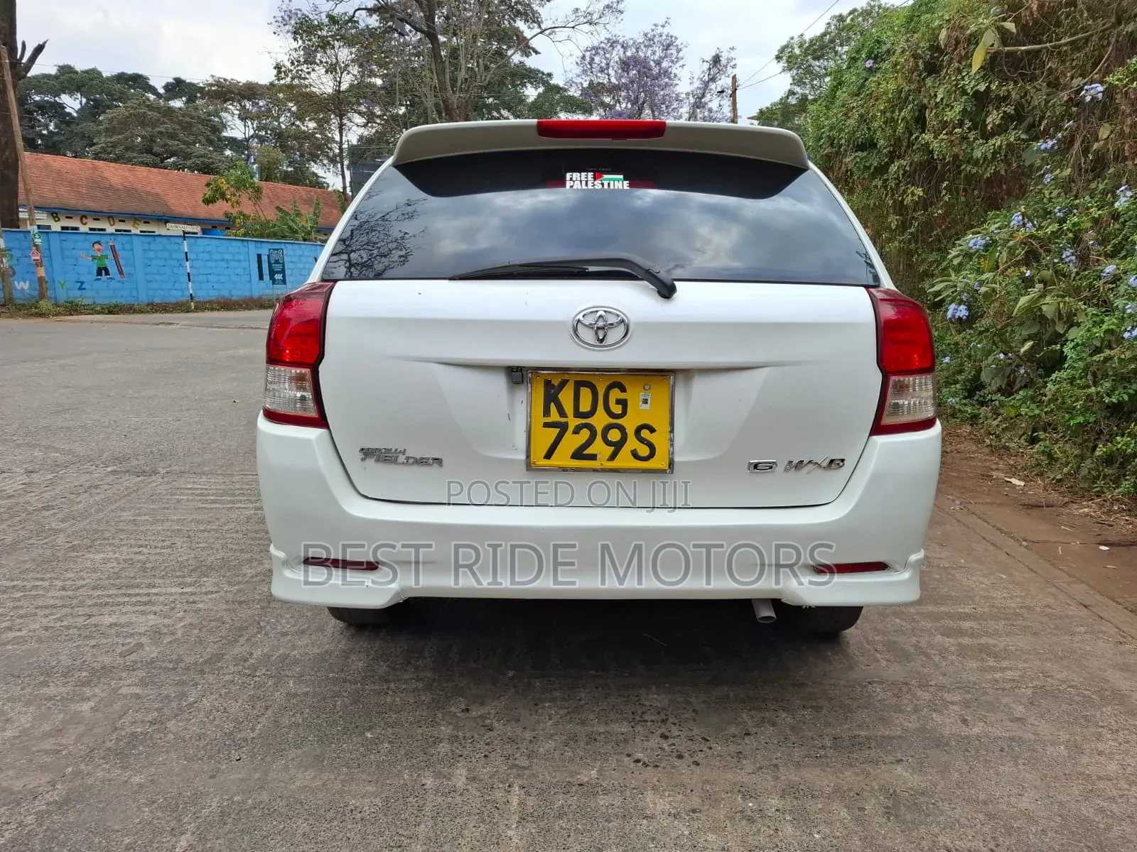 Toyota Corolla Fielder 1.5 Petrol FWD 2015 Pearl