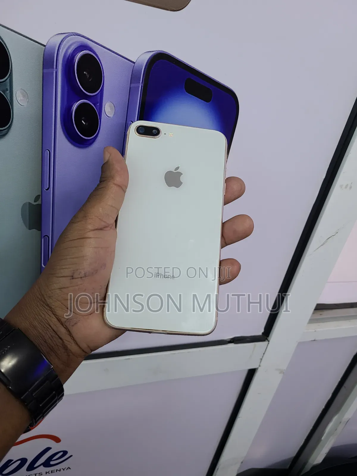 Apple iPhone 8 Plus 64 GB White